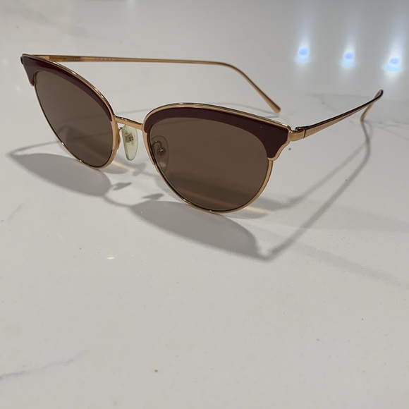 Red/gold Cat eye Prada Sunglasses - Picture 5 of 5